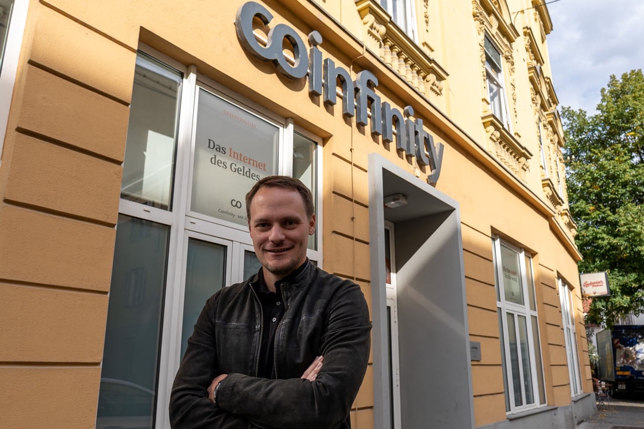 Raimund Ortner im Interview mit BitcoinBasis